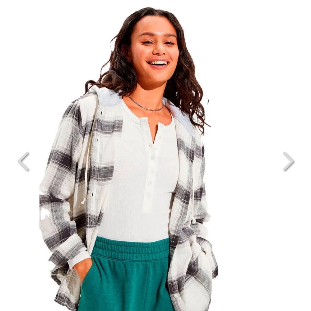 American Eagle hooded flannel